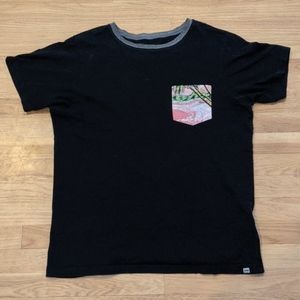 Reef front pocket t-shirt